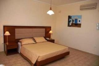 Hotel Paleos Apartments
