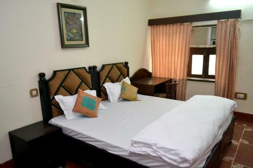 Hotel Kiran Villas