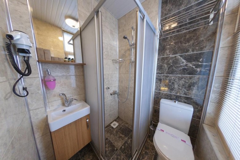 Fides Hotel