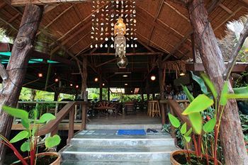 Hotel Green View Village Resort