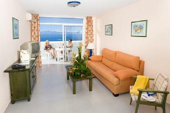 Hotel Blue Sea Lagos de Cesar