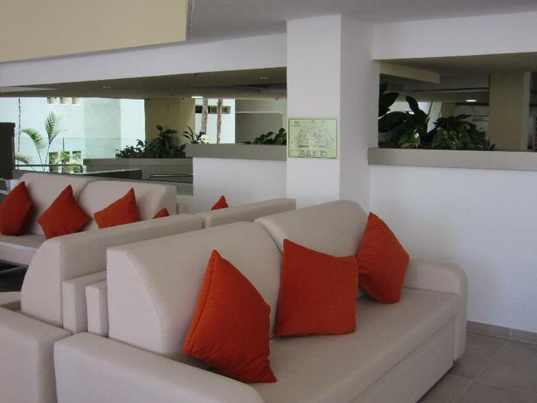 Paradise Park Fun Lifestyle Hotel