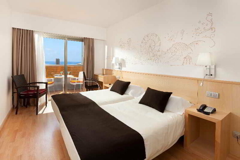 Paradise Park Fun Lifestyle Hotel