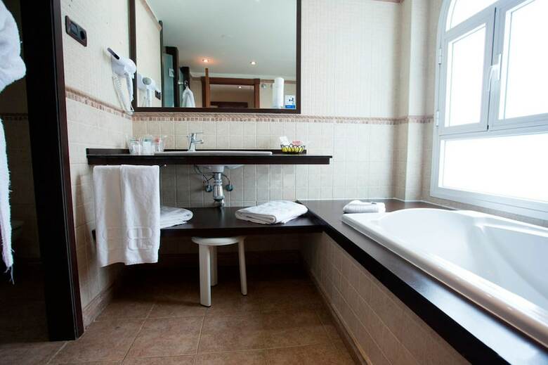 Paradise Park Fun Lifestyle Hotel