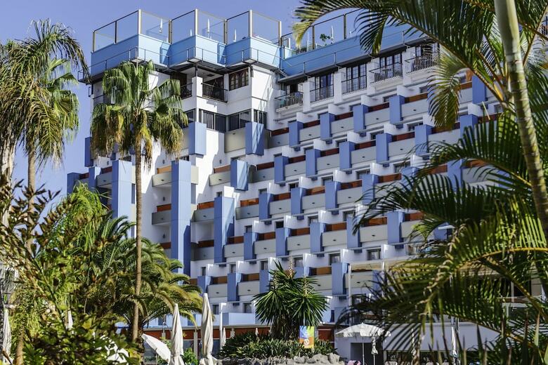 Paradise Park Fun Lifestyle Hotel