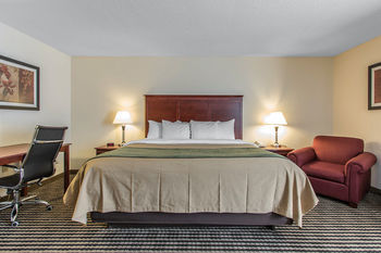 Hotel Comfort Inn Airport