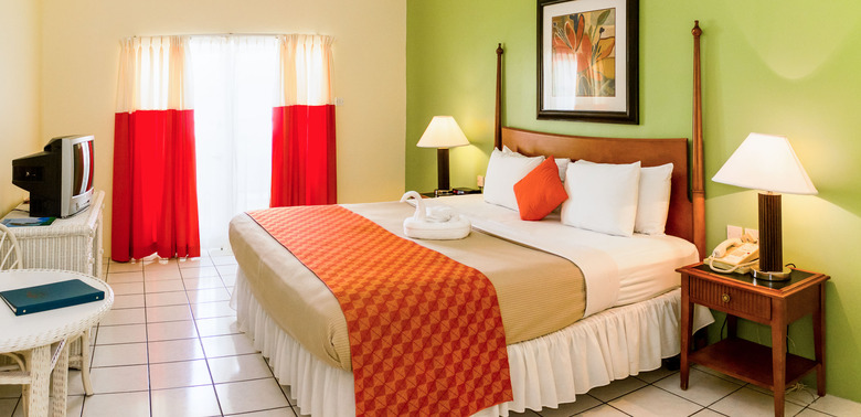Hotel Bay Gardens Inn