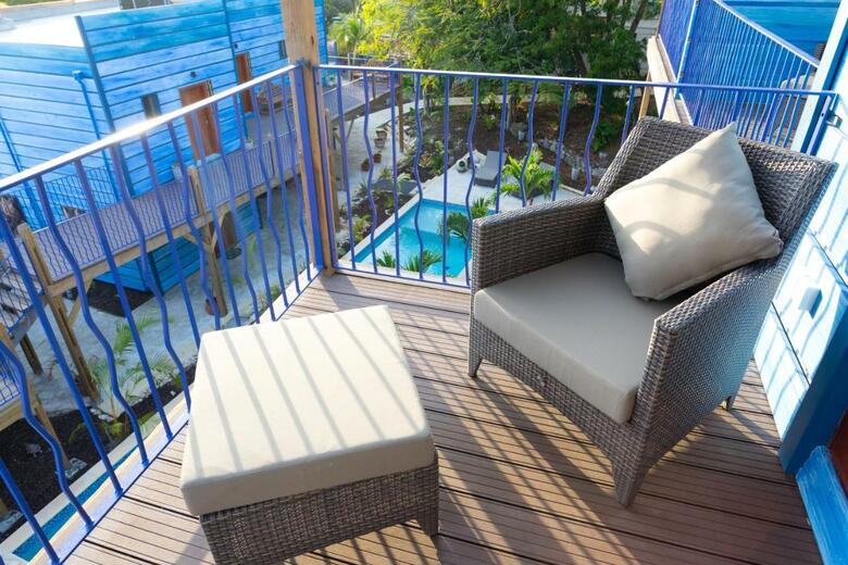 Hotel True Blue Bay Resort