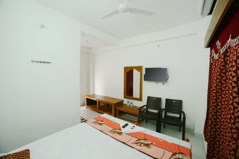 Hotel Nandika Residency