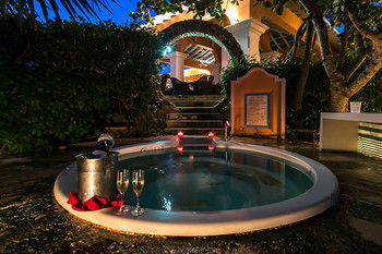 Hotel Grotto Bay Beach Resort Bermuda
