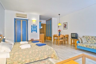 Hotel Ilianthos Village