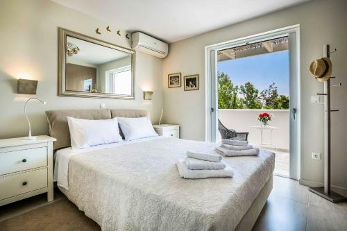 Villa Ai Helis Beach House