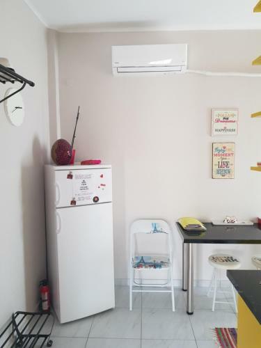 Apartamento Dimitris House 6 With Private Closed Parking