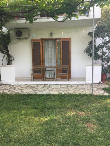 Apartamento Ntinas House