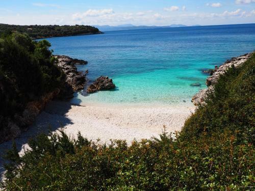 Villa Alma Lefkada- Sea Front Villa