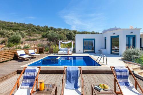 Villa Alma Lefkada- Sea Front Villa
