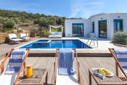 Villa Alma Lefkada- Sea Front Villa