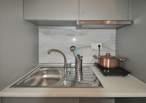 Imeres Studios & Apartments