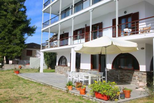 Villa Romaric Mt. Garden House, Siviri