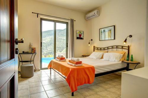 Syvota Villa Sleeps 6 Pool
