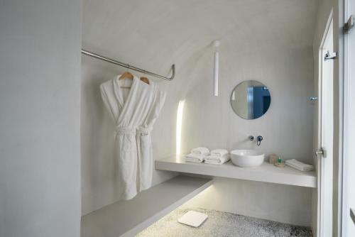 Hotel Echoes Luxury Suites By Canvas