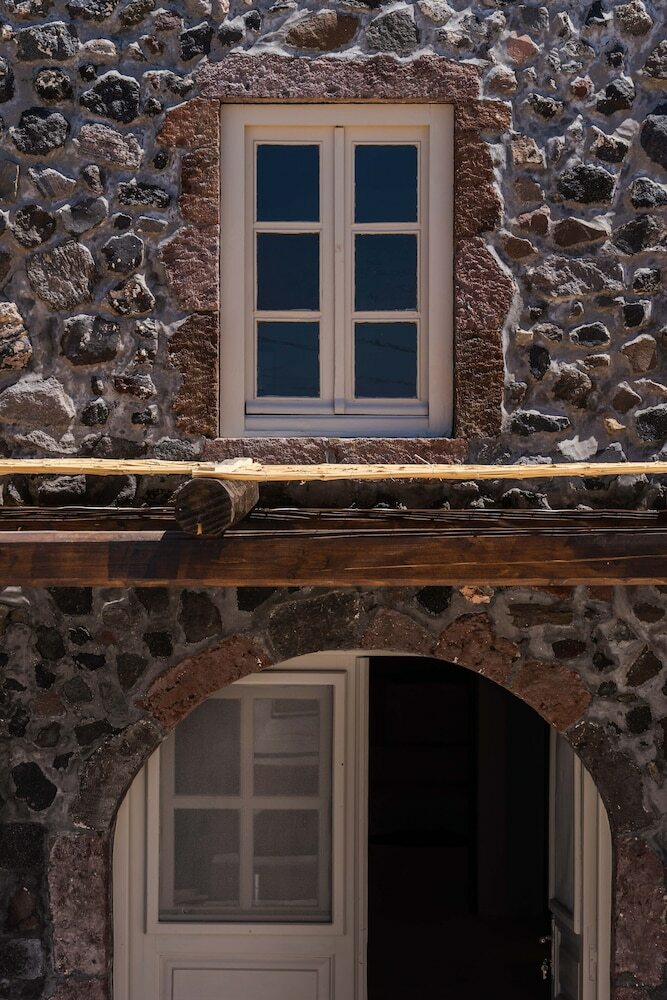 Hotel Pyrgos 1870, A Restored Winery