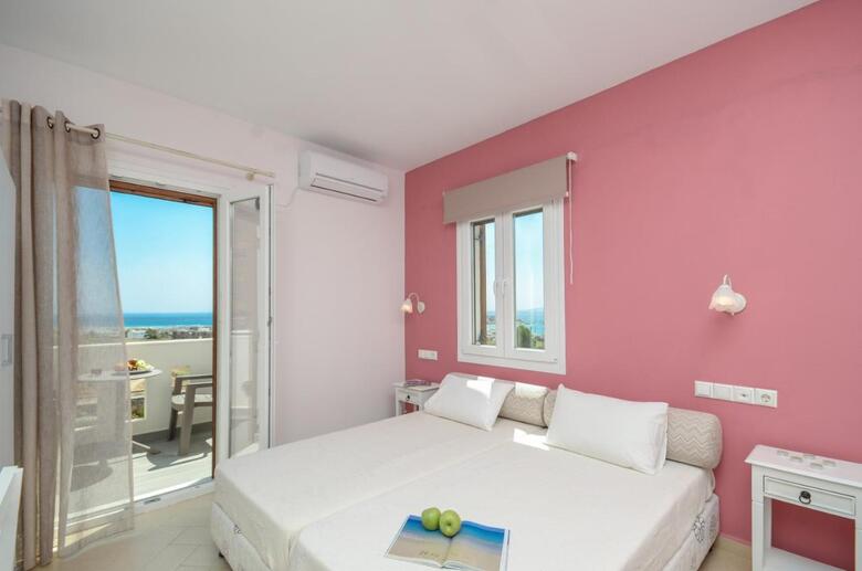 Naxos Luxury Villas