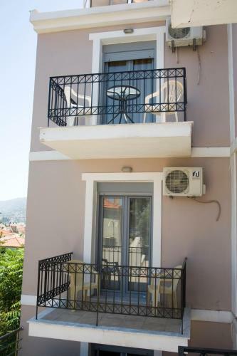 Hotel Pyrgos Sofokleous