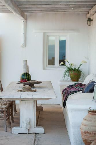 Villa Amaryllis By The Pearls Collection