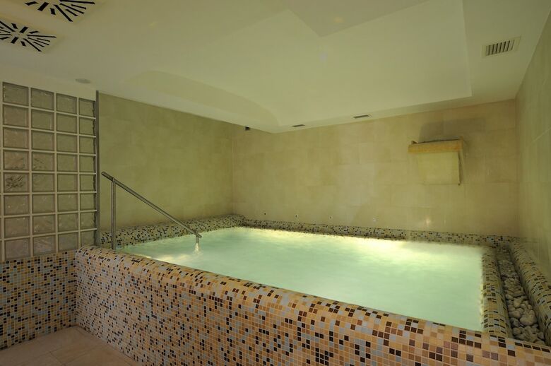 Hotel Villa Durrueli Resort & Spa