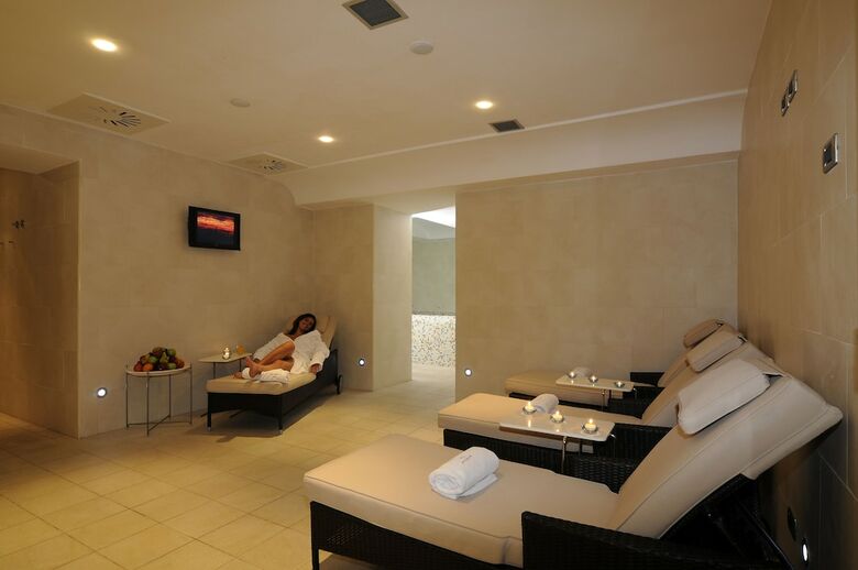 Hotel Villa Durrueli Resort & Spa