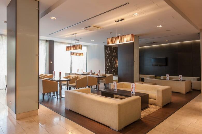 Hotel Occidental Praha Five