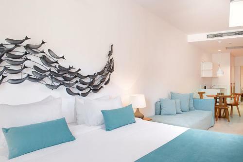 Avra Apartments Venetian Harbour