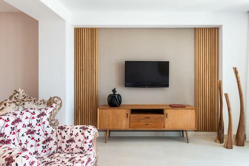 Avra Apartments Venetian Harbour