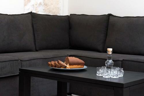 Elegant Apartment