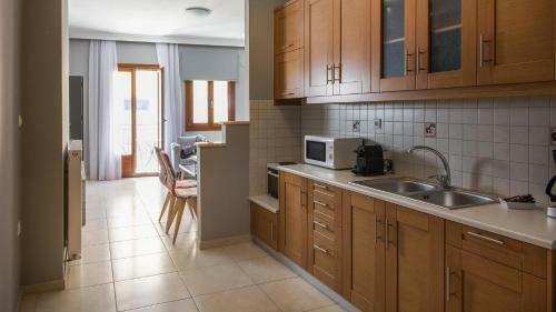 Minaret Suites And Apartments