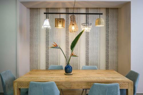 Minaret Suites And Apartments