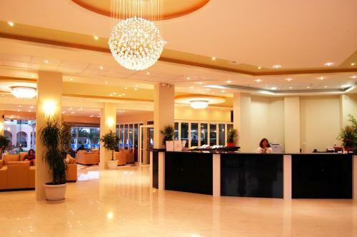 Majestic Hotel & Spa