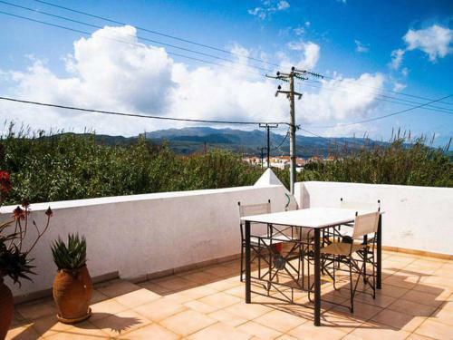 Traditional Cretan Stone House 4