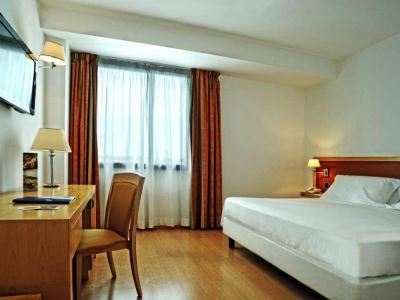 Hotel Idea Roma Cinecitta`