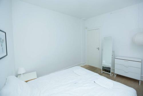 Apartamento Bright, High-end 2 Br Apt - Prime Location