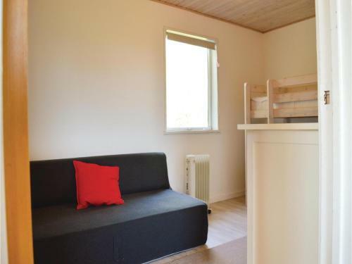 Two-bedroom Holiday Home In Melby