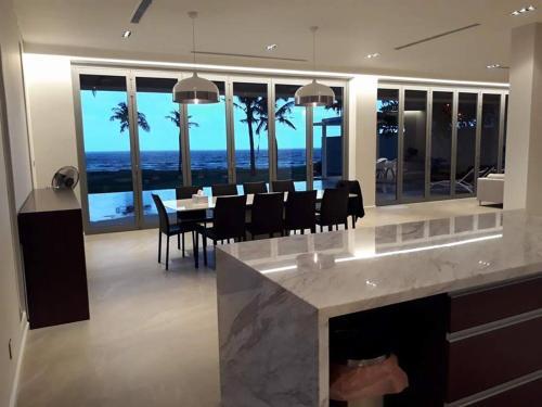 Villa Luxury Yatchs