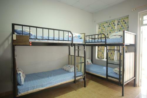 Albergue 2moonhouse 2