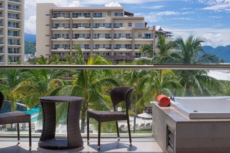 Hotel Dreams Vallarta Bay Resort & Spa