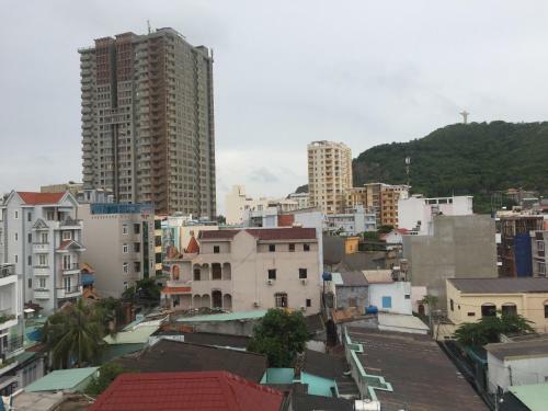 Hostal Trang Hoang Motel