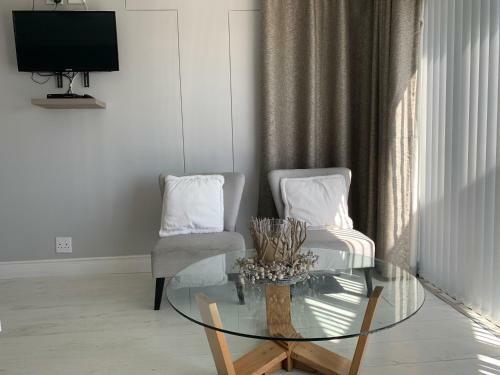 Hostal Oceansnest Guest House