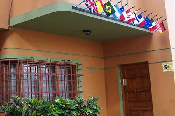 Bed & Breakfast Atelier Hostel