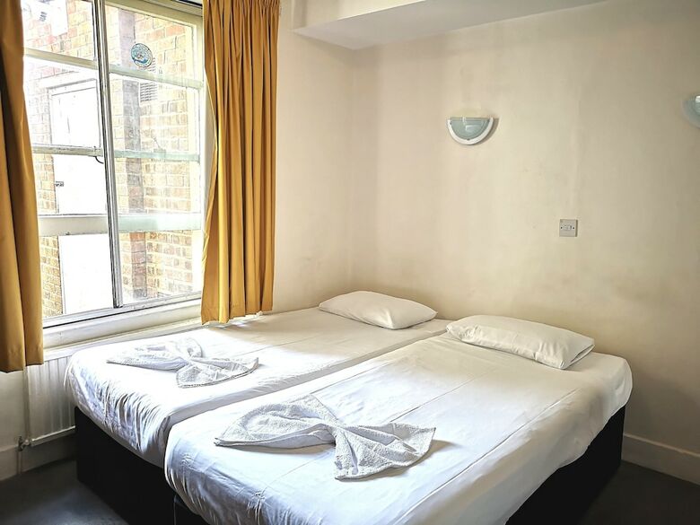 Hotel Aquarius