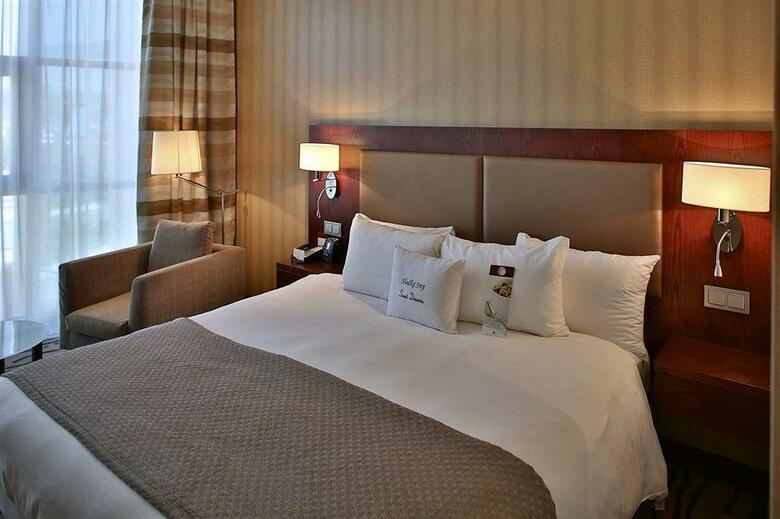 Hotel Doubletree By Hilton Bratislava